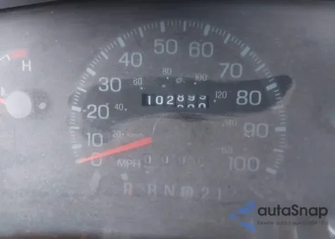 1998 Ford F-250 Lariat/Standard/Xl/Xlt from USA, damaged, VIN 1FTRF2767WKB29569